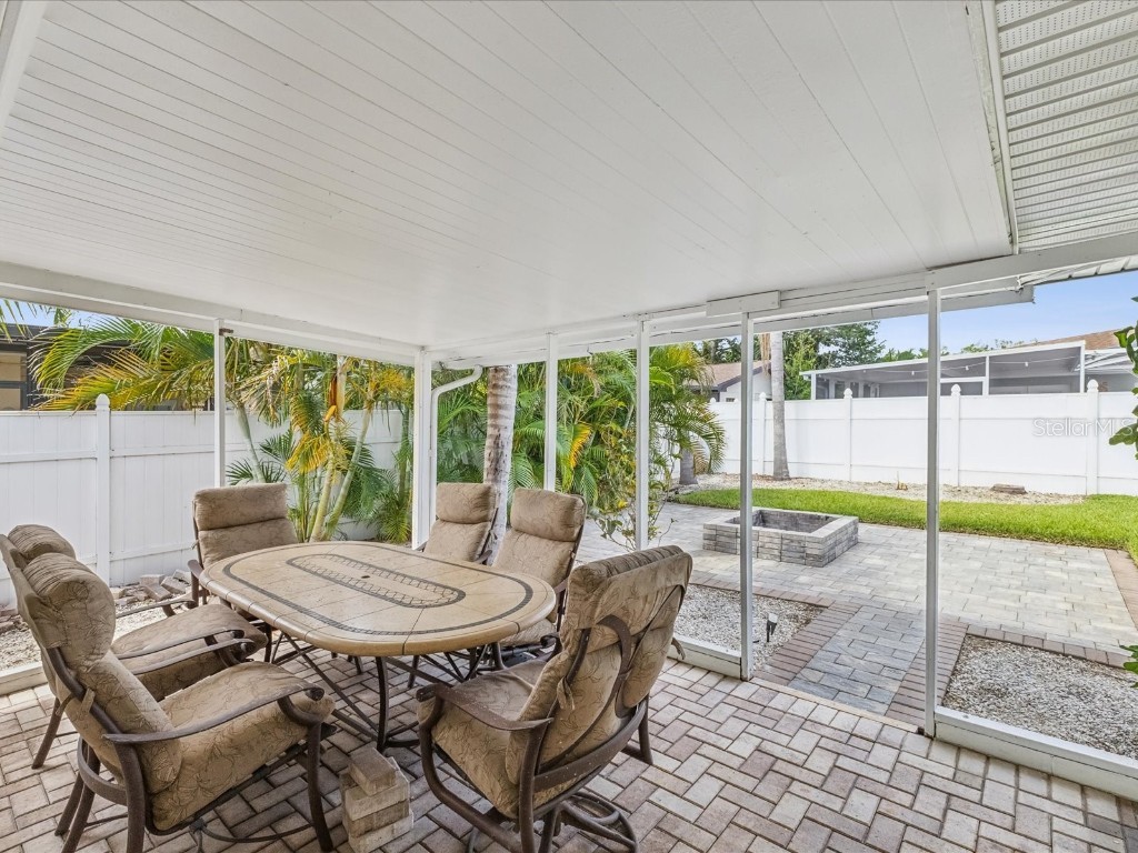 2016 Cove Drive Largo FL 33774 TB8389605 image28