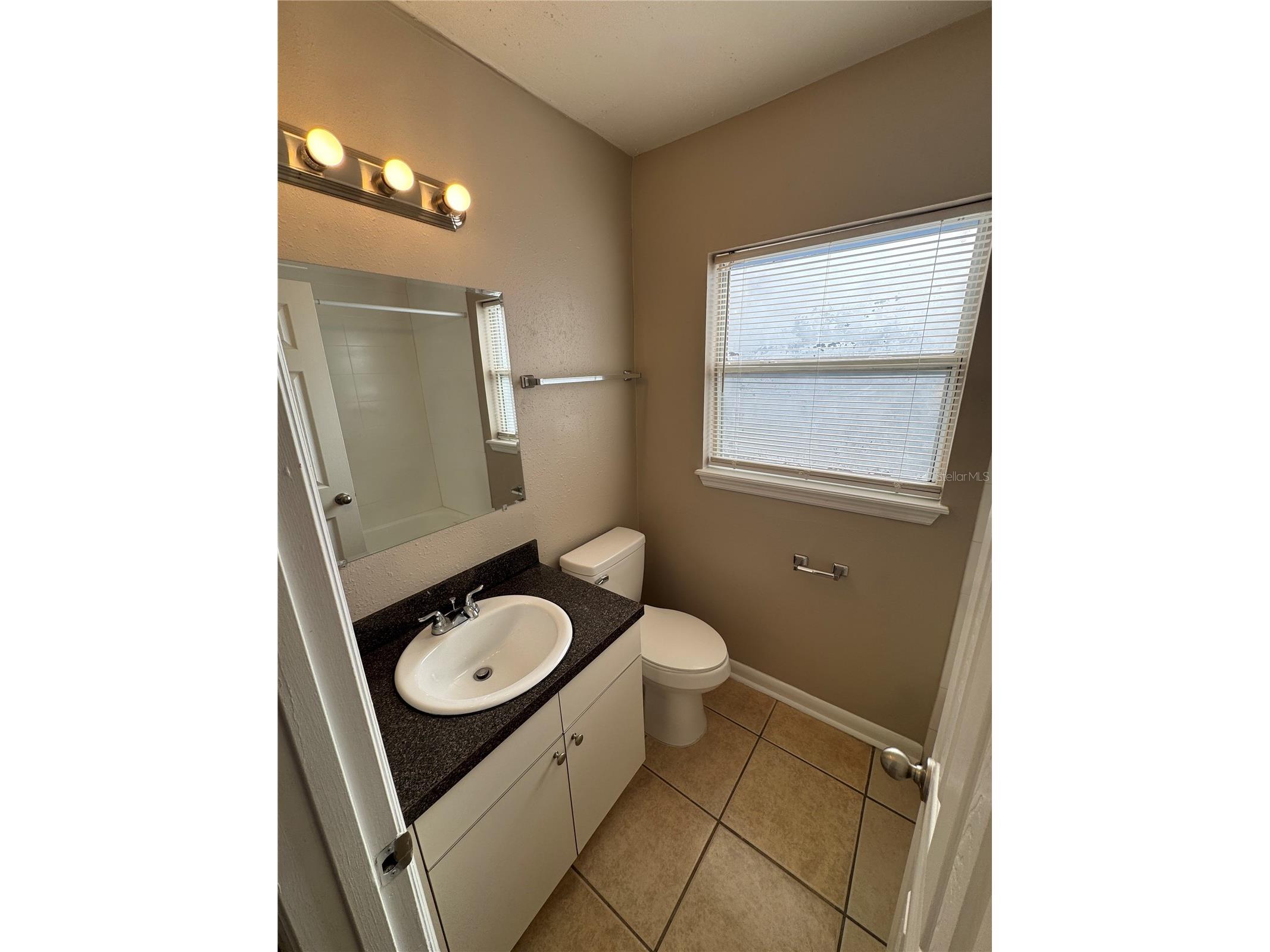 2016 E Crenshaw Street Tampa FL 33610 TB8508964 image17