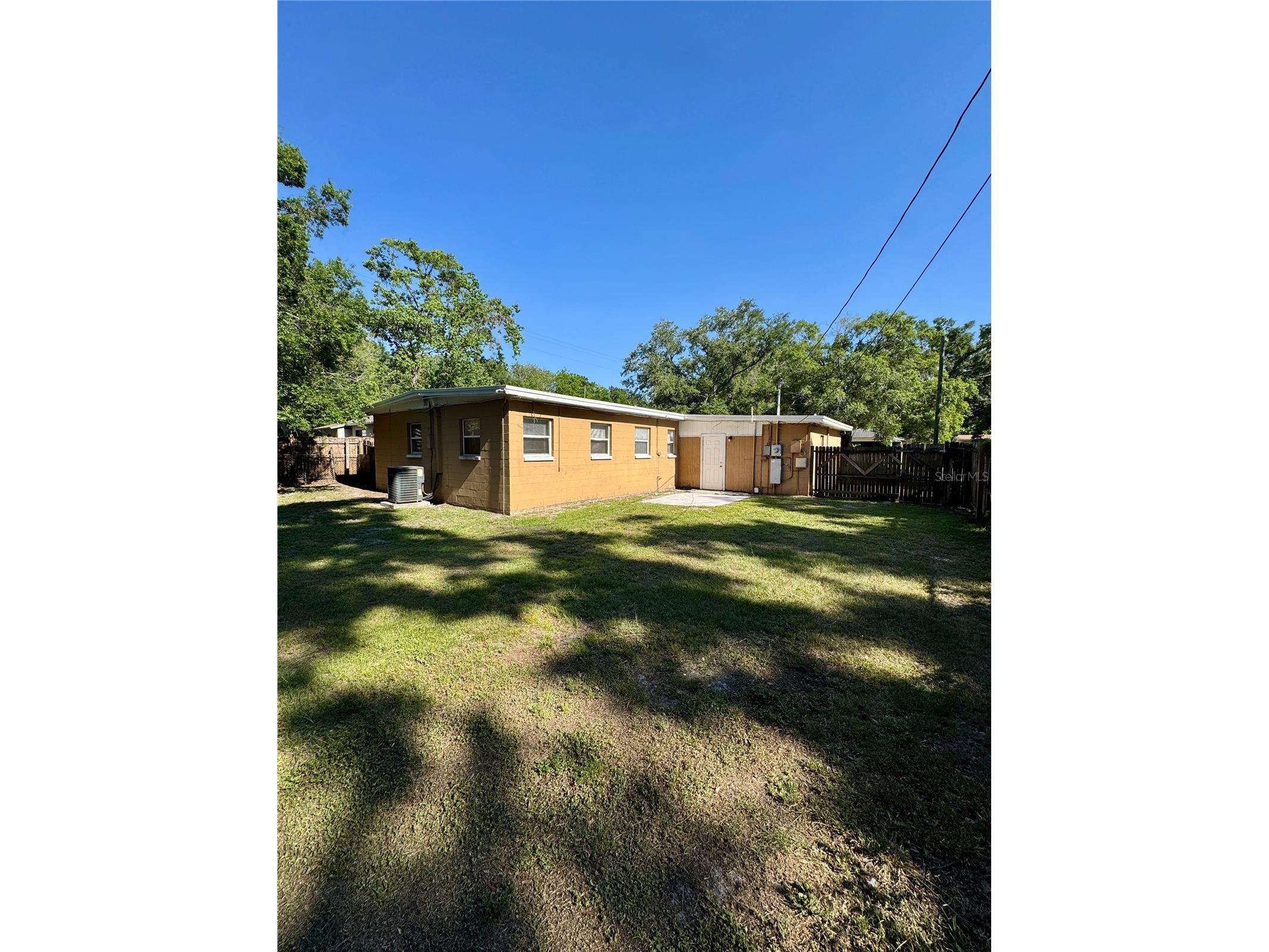 2016 E Crenshaw Street Tampa FL 33610 TB8508964 image23