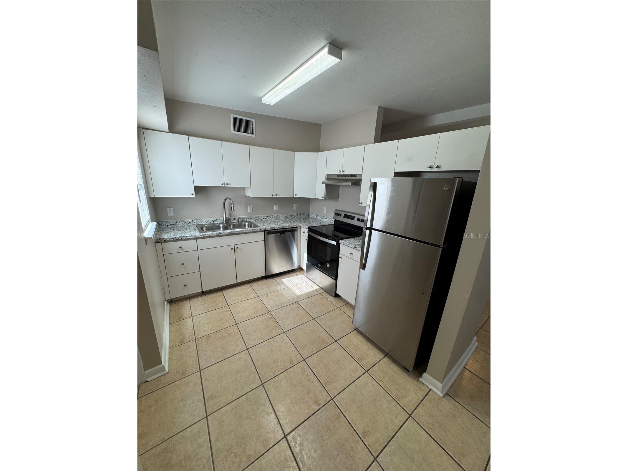 2016 E Crenshaw Street Tampa FL 33610 TB8508964 image7