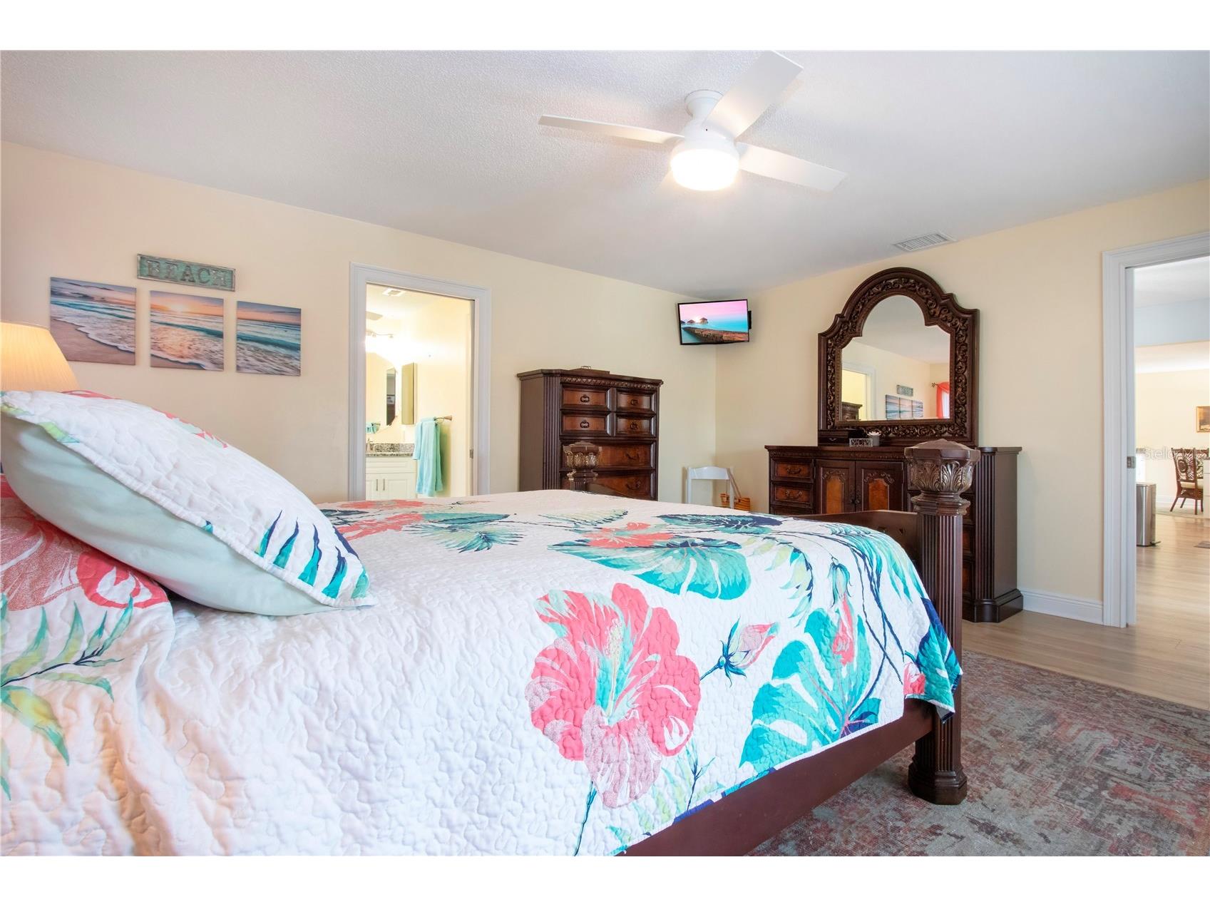 2016 E View Drive Sun City Center FL 33573 - LAKE CALOOSA TB8448874 image44