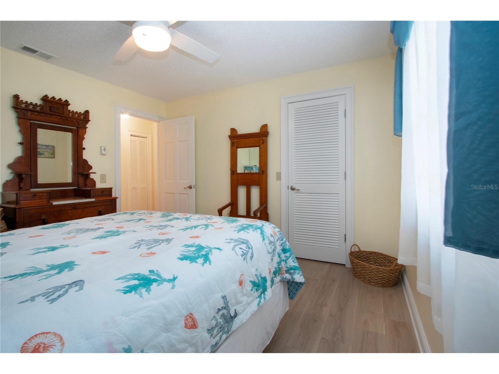 2016 E View Drive Sun City Center FL 33573 - LAKE CALOOSA TB8448874 image54