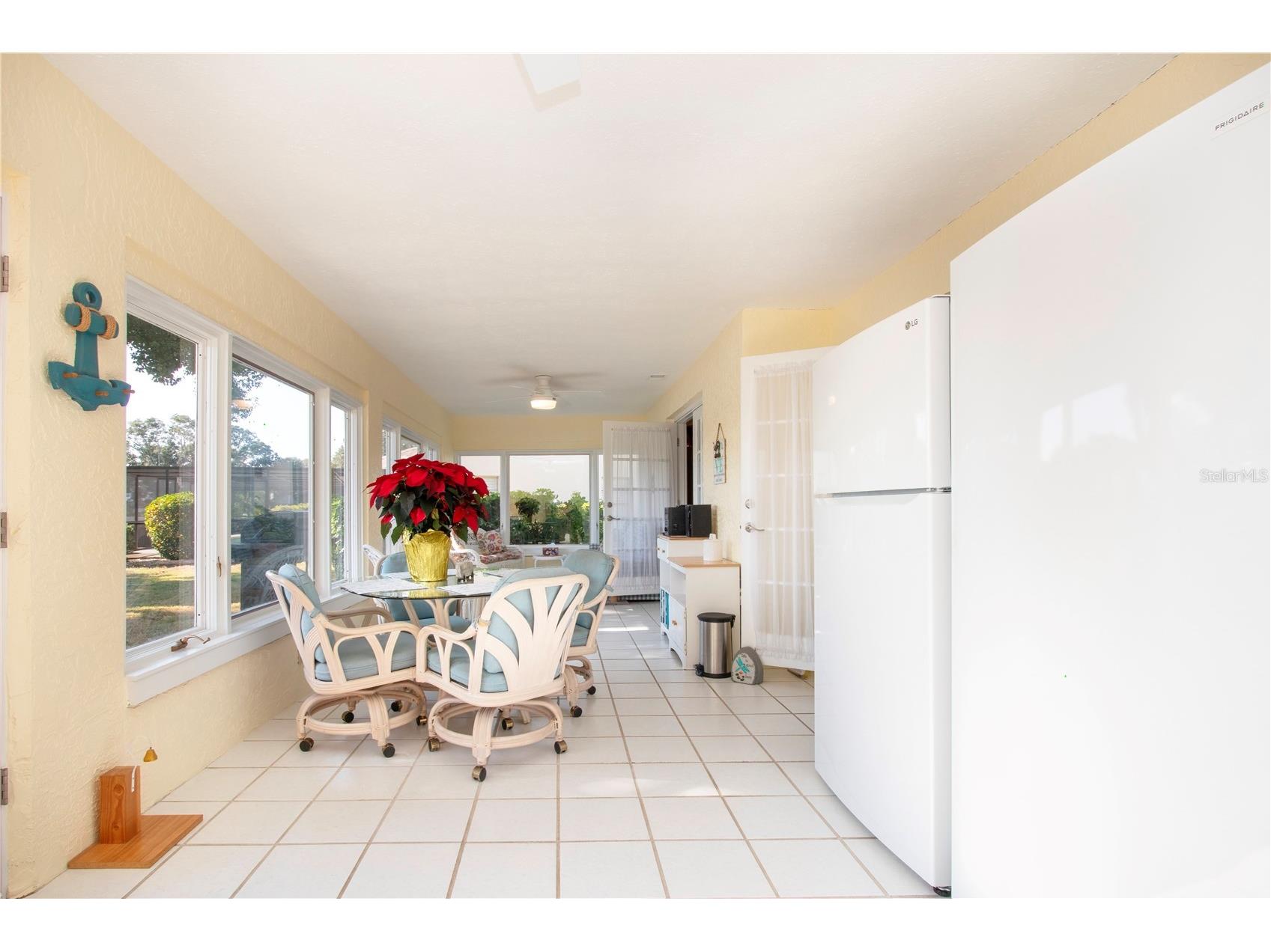 2016 E View Drive Sun City Center FL 33573 - LAKE CALOOSA TB8448874 image62