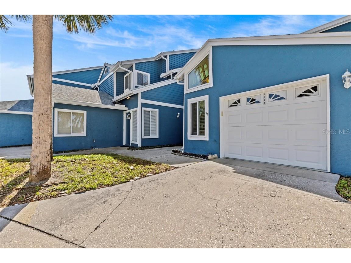 2016 Golfview Drive #2016 Tarpon Springs FL 34689 TB8355892 image1