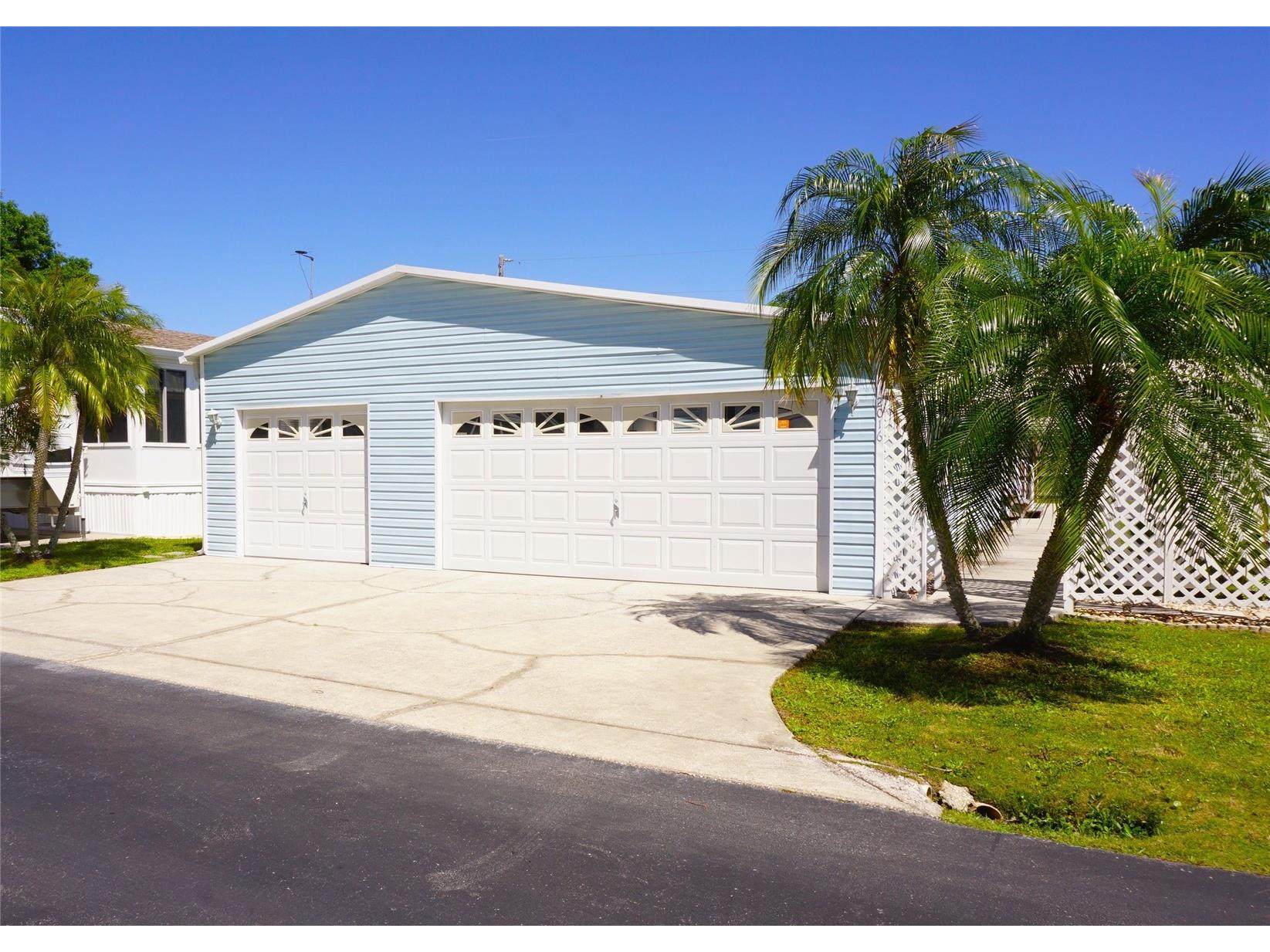 2016 Lake Linda Circle Lutz FL 33558 W7883473 image1