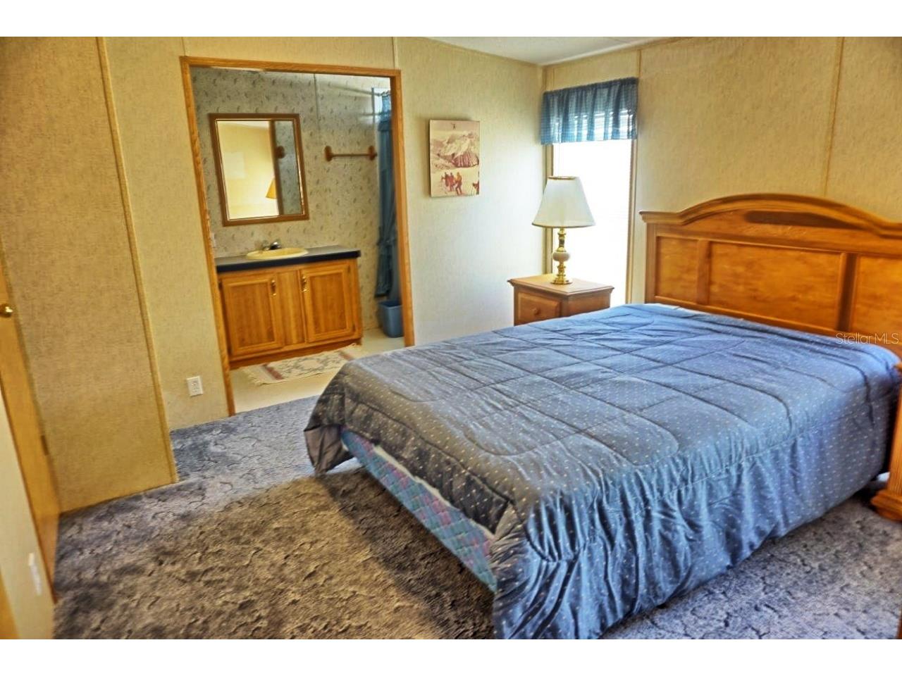 2016 Lake Linda Circle Lutz FL 33558 W7883473 image32