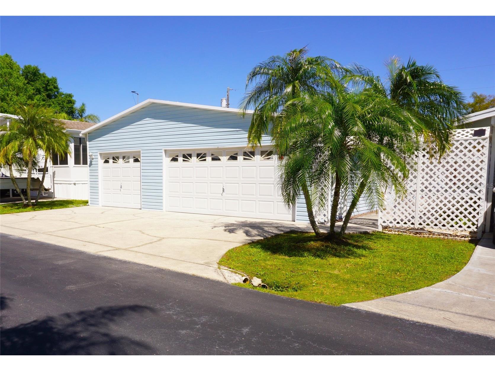 2016 Lake Linda Circle Lutz FL 33558 W7883473 image40