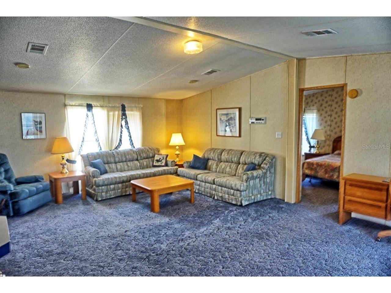 2016 Lake Linda Circle Lutz FL 33558 W7883473 image5