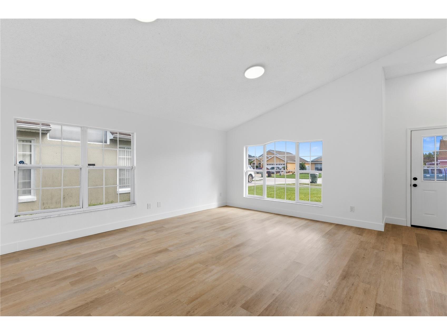 2016 Locust Berry Drive Kissimmee FL 34743 O6422856 image13