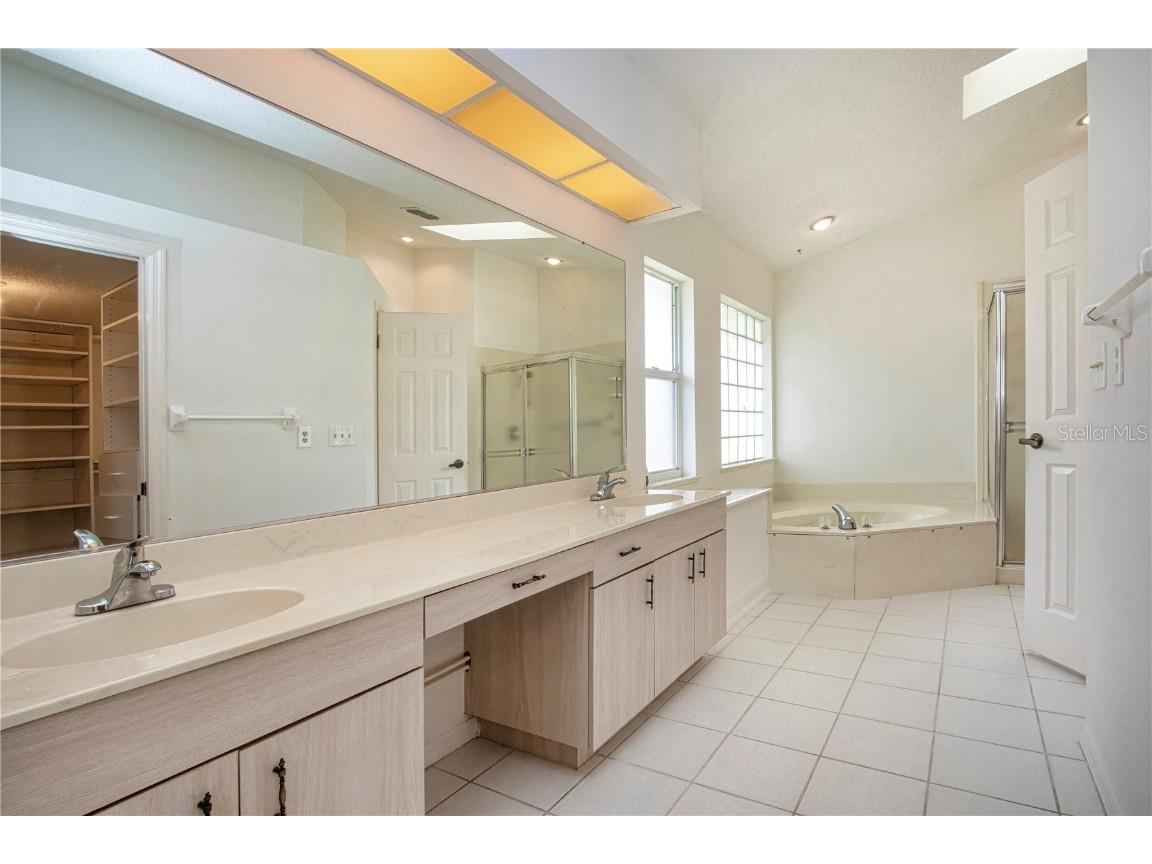 2016 New Bedford Drive Sun City Center FL 33573 TB8408076 image30