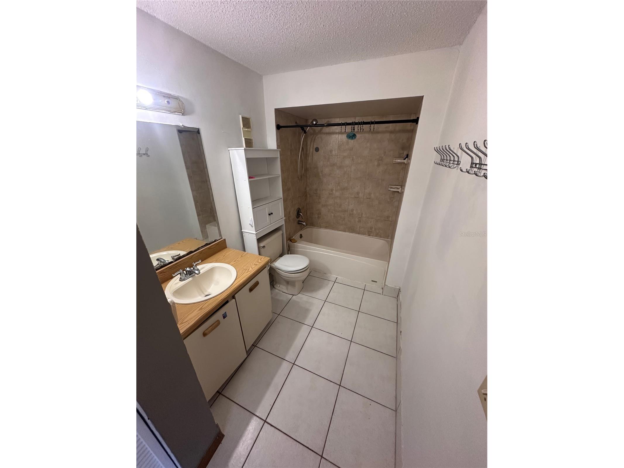 2016 Oak Meadow Circle South Daytona FL 32119 NS1086926 image15