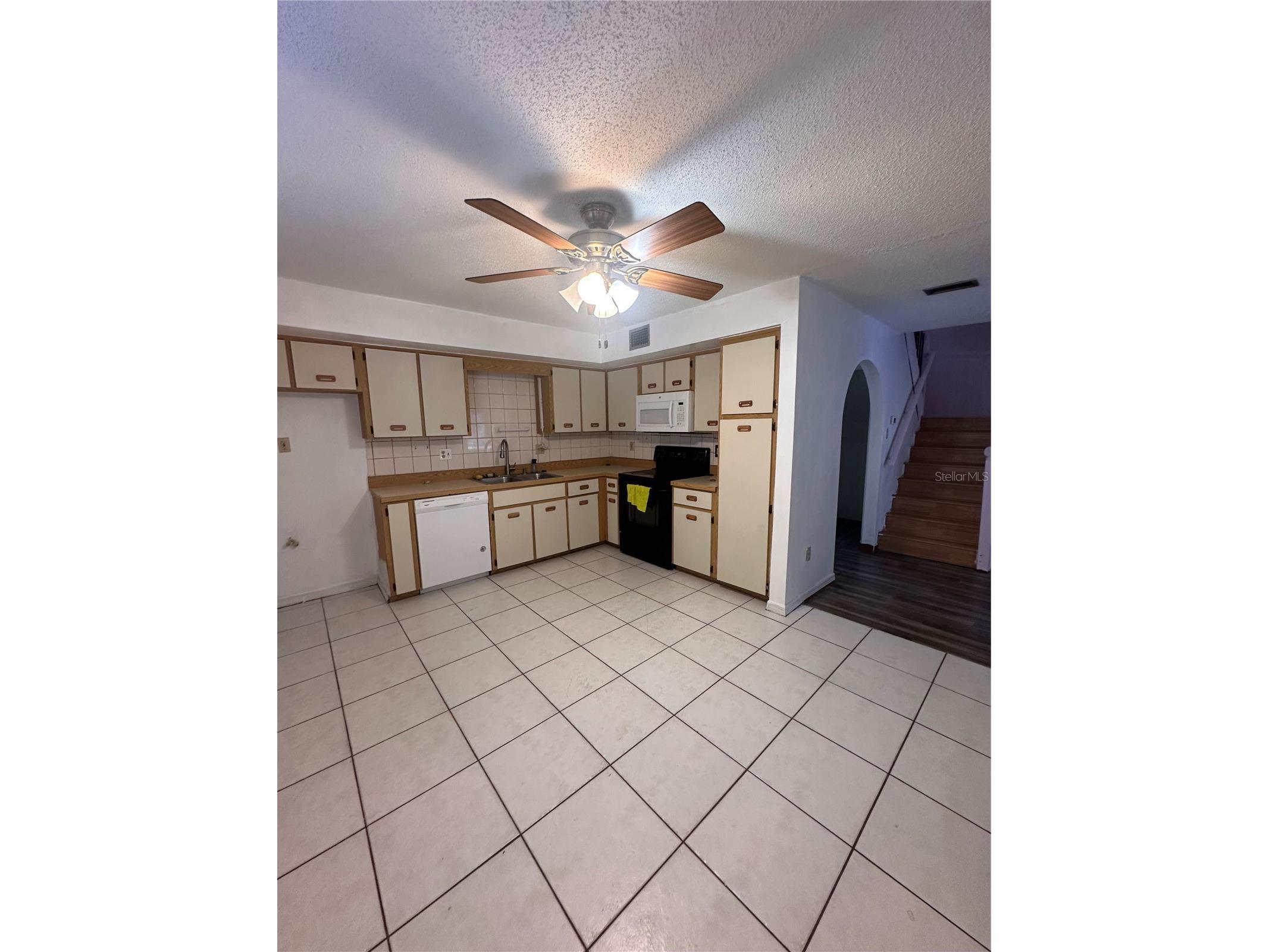 2016 Oak Meadow Circle South Daytona FL 32119 NS1086926 image19