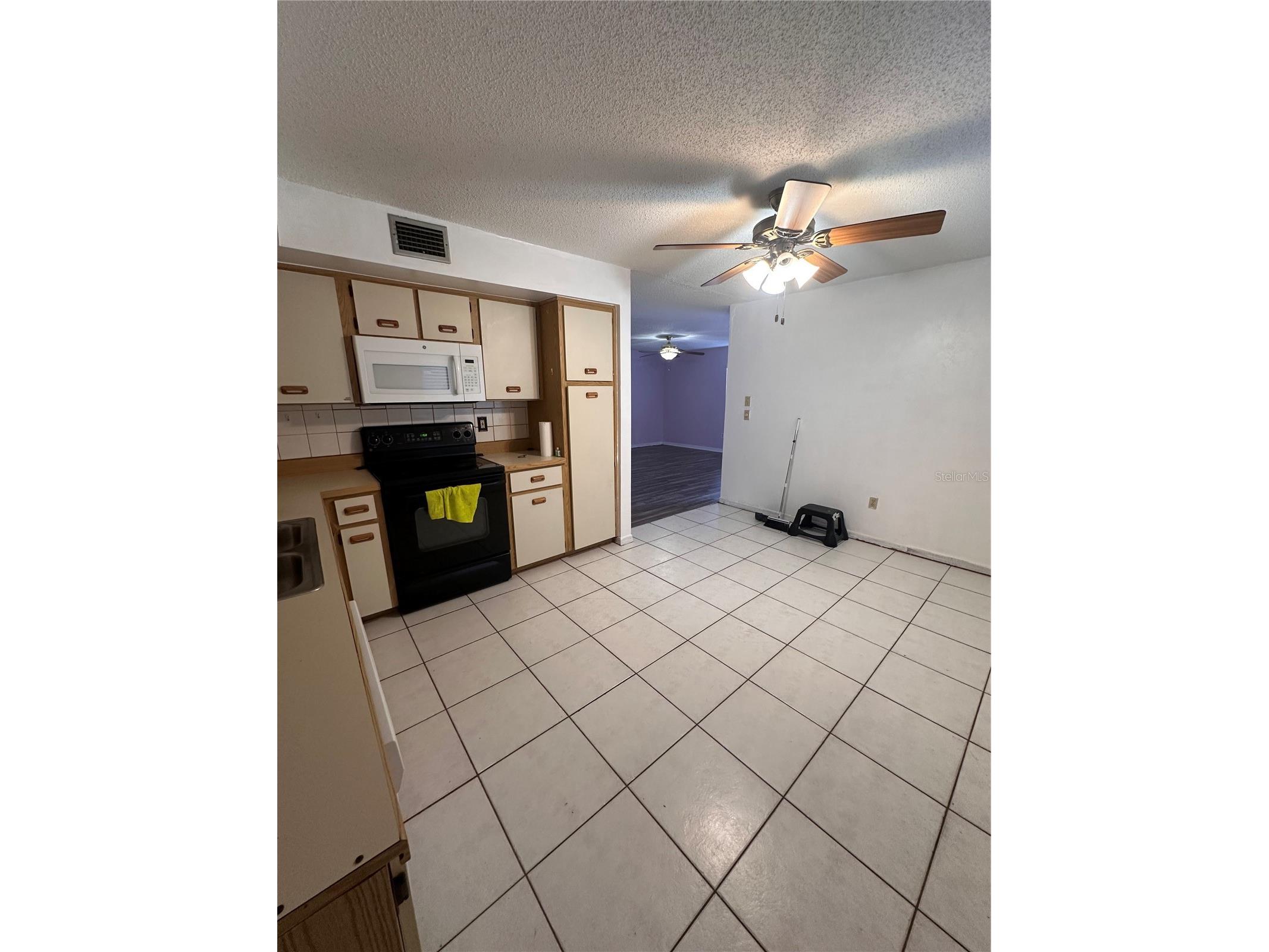 2016 Oak Meadow Circle South Daytona FL 32119 NS1086926 image20