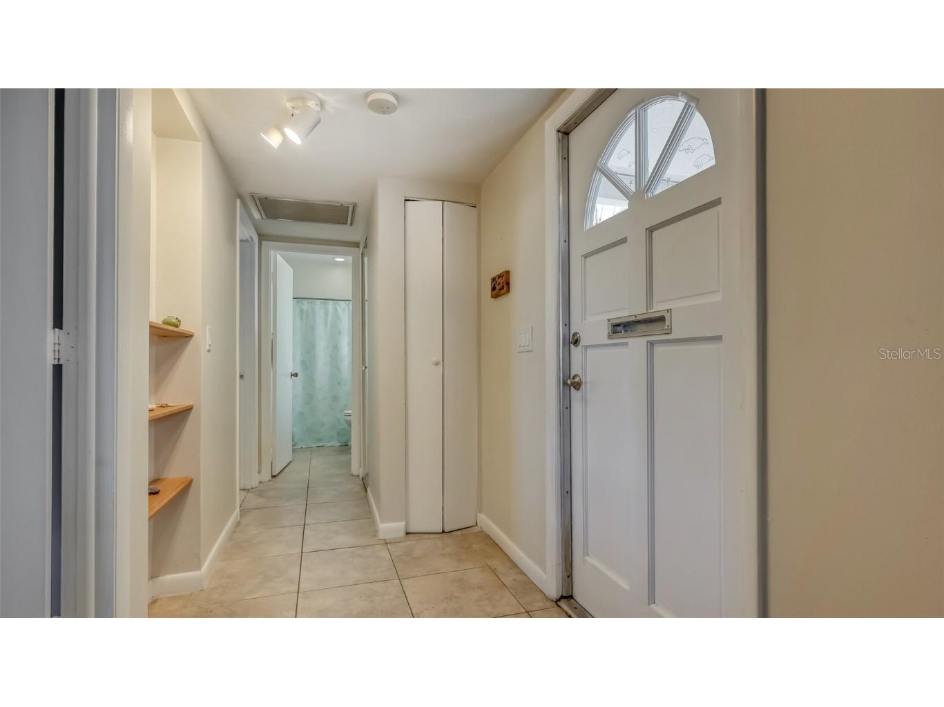 2016 Riverbluff Parkway #V328 Sarasota FL 34231 A4669222 image13