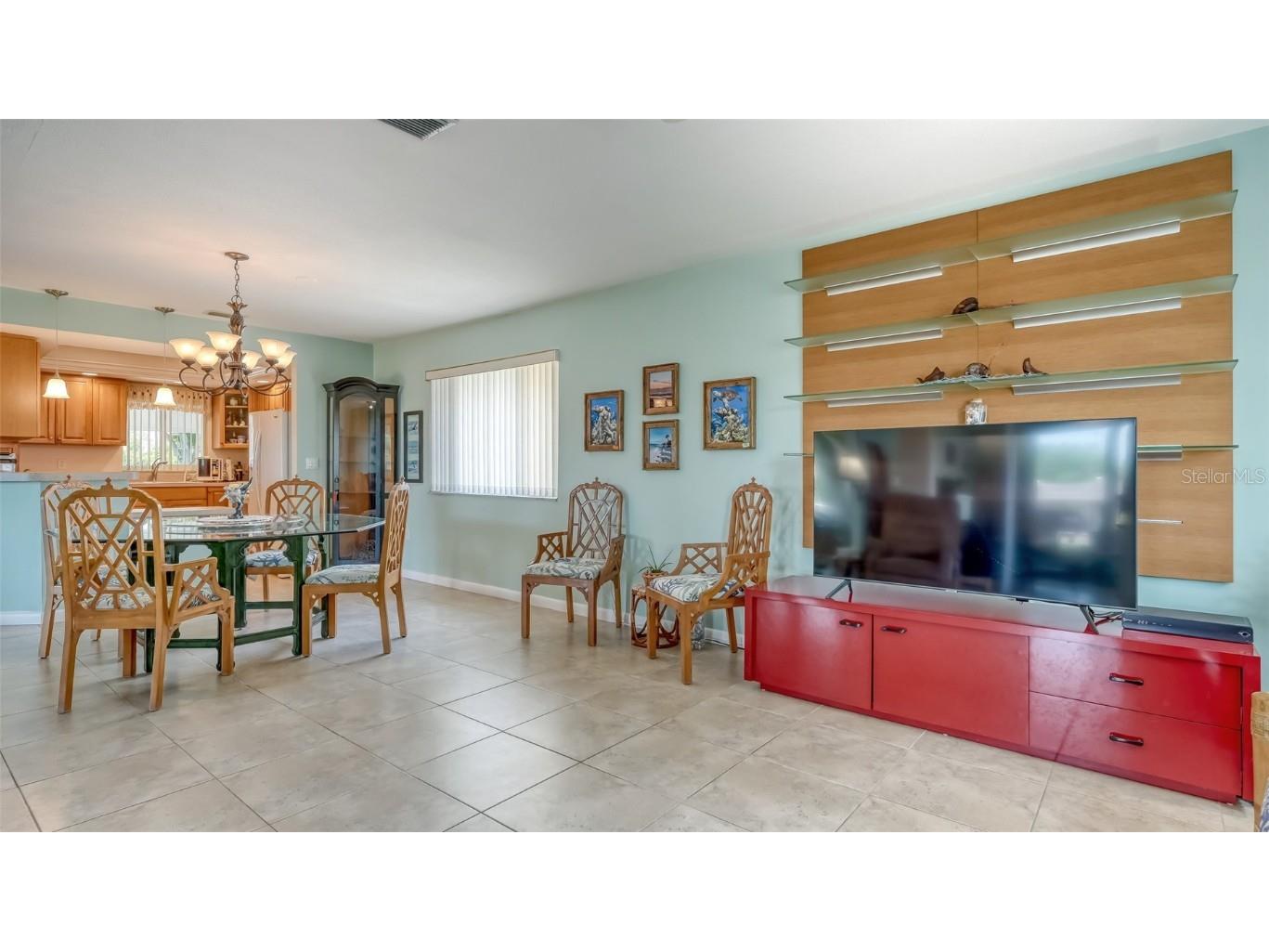 2016 Riverbluff Parkway #V328 Sarasota FL 34231 A4669222 image19