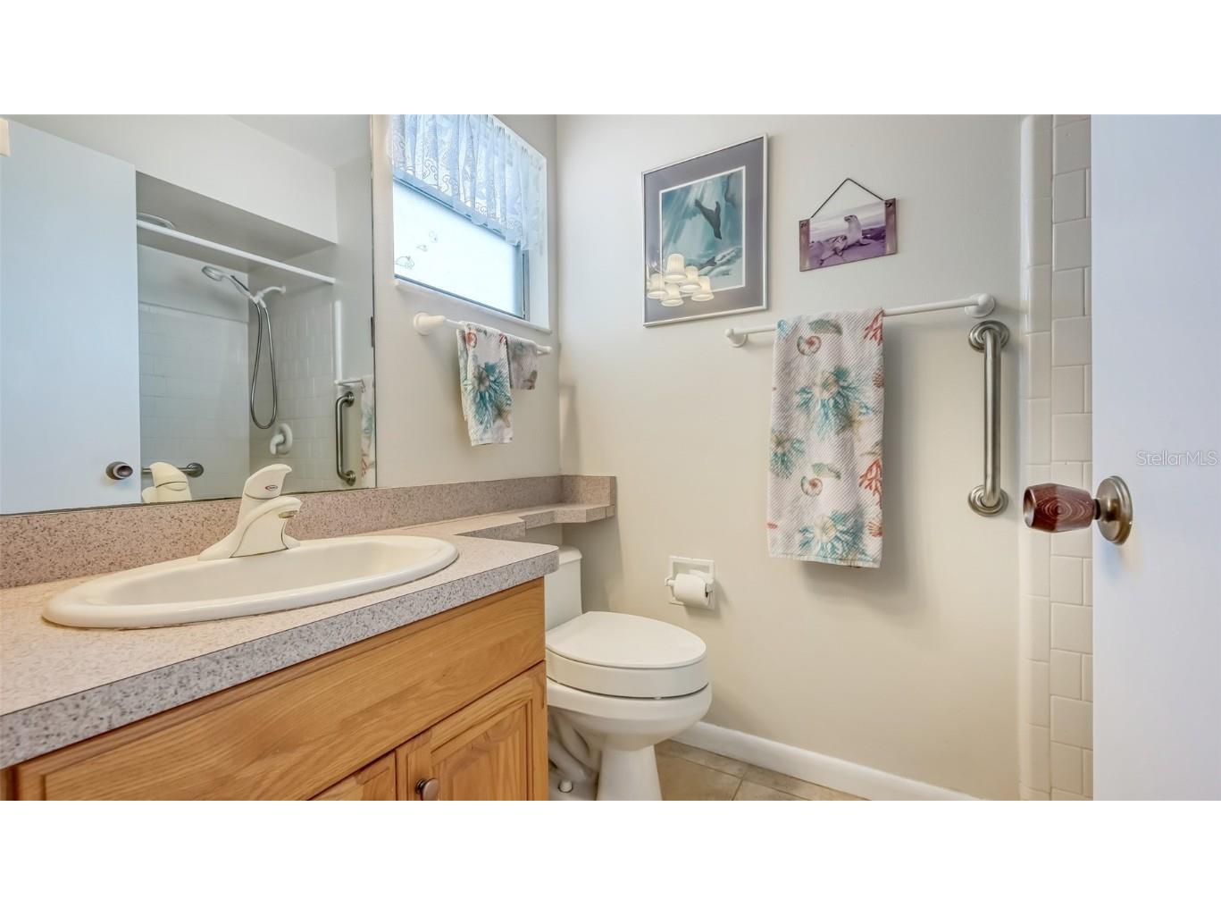 2016 Riverbluff Parkway #V328 Sarasota FL 34231 A4669222 image32