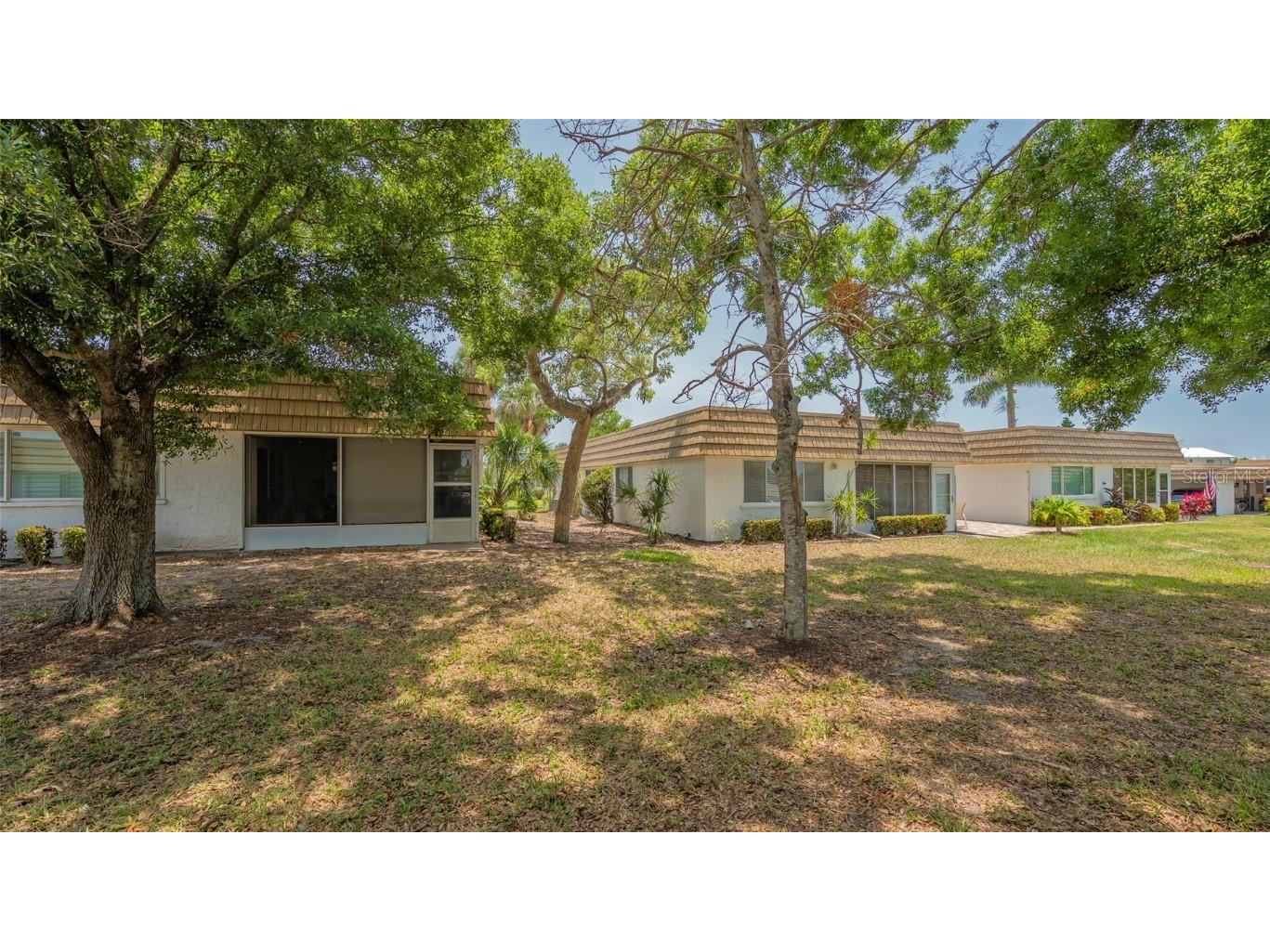 2016 Riverbluff Parkway #V328 Sarasota FL 34231 A4669222 image43