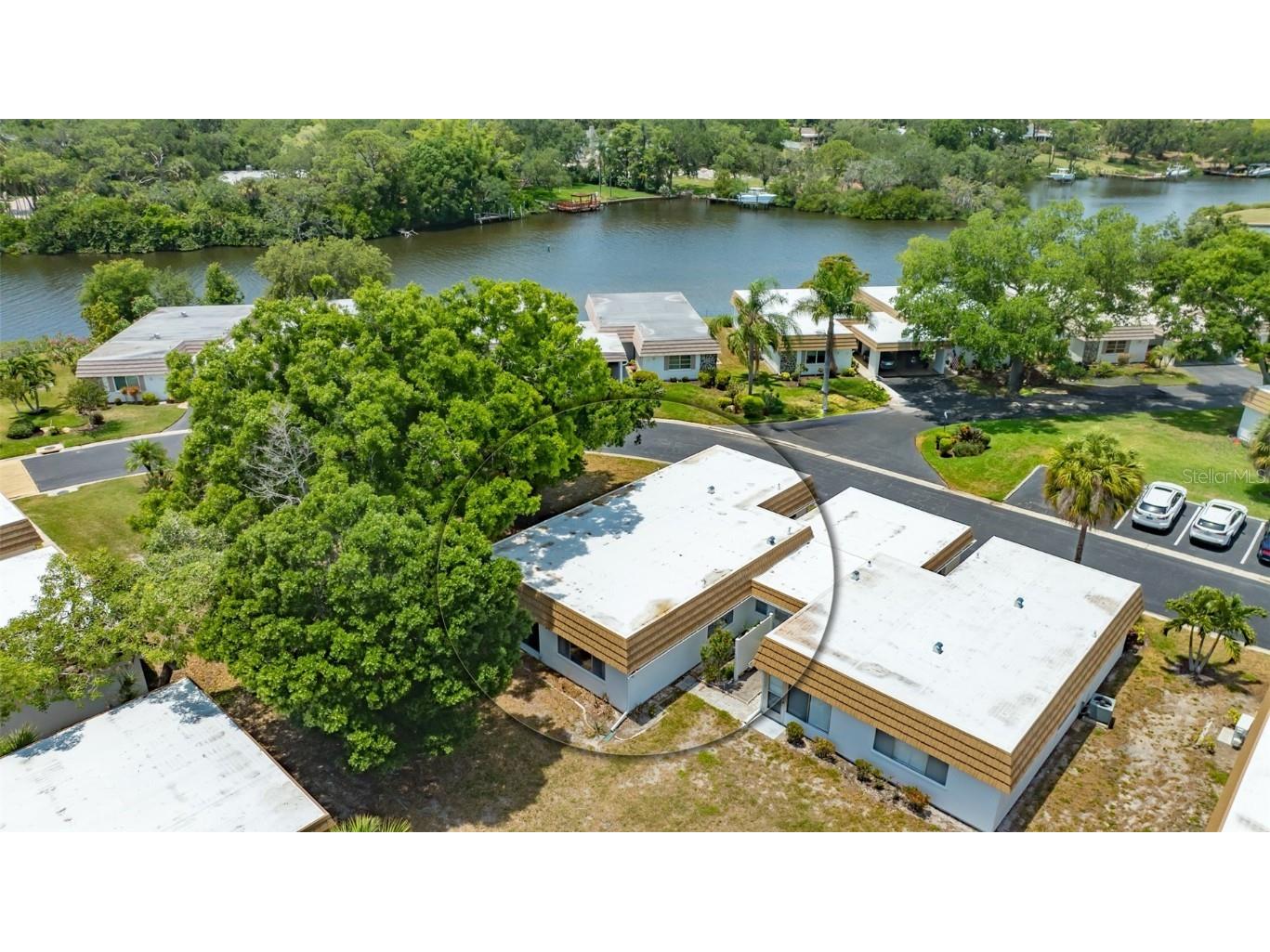 2016 Riverbluff Parkway #V328 Sarasota FL 34231 A4669222 image57