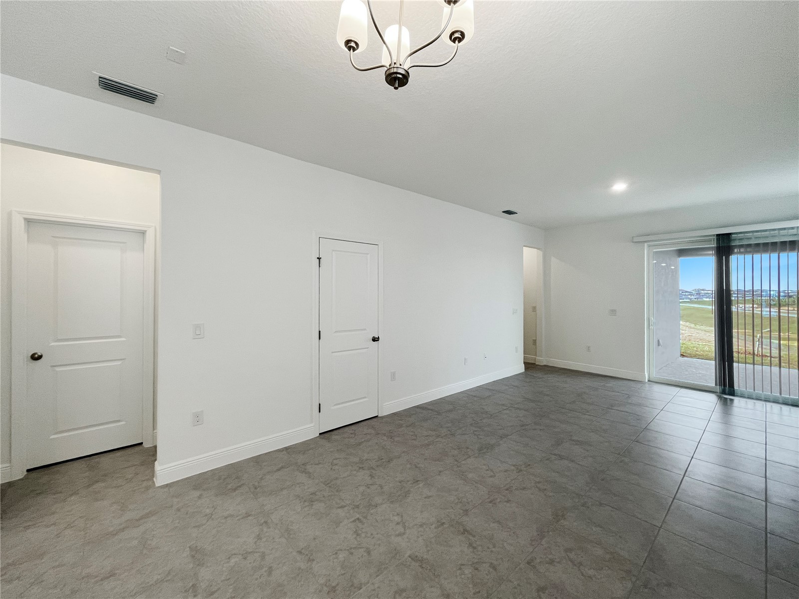 2016 Sunshine Peak Drive Minneola FL 34715 O6413788 image9