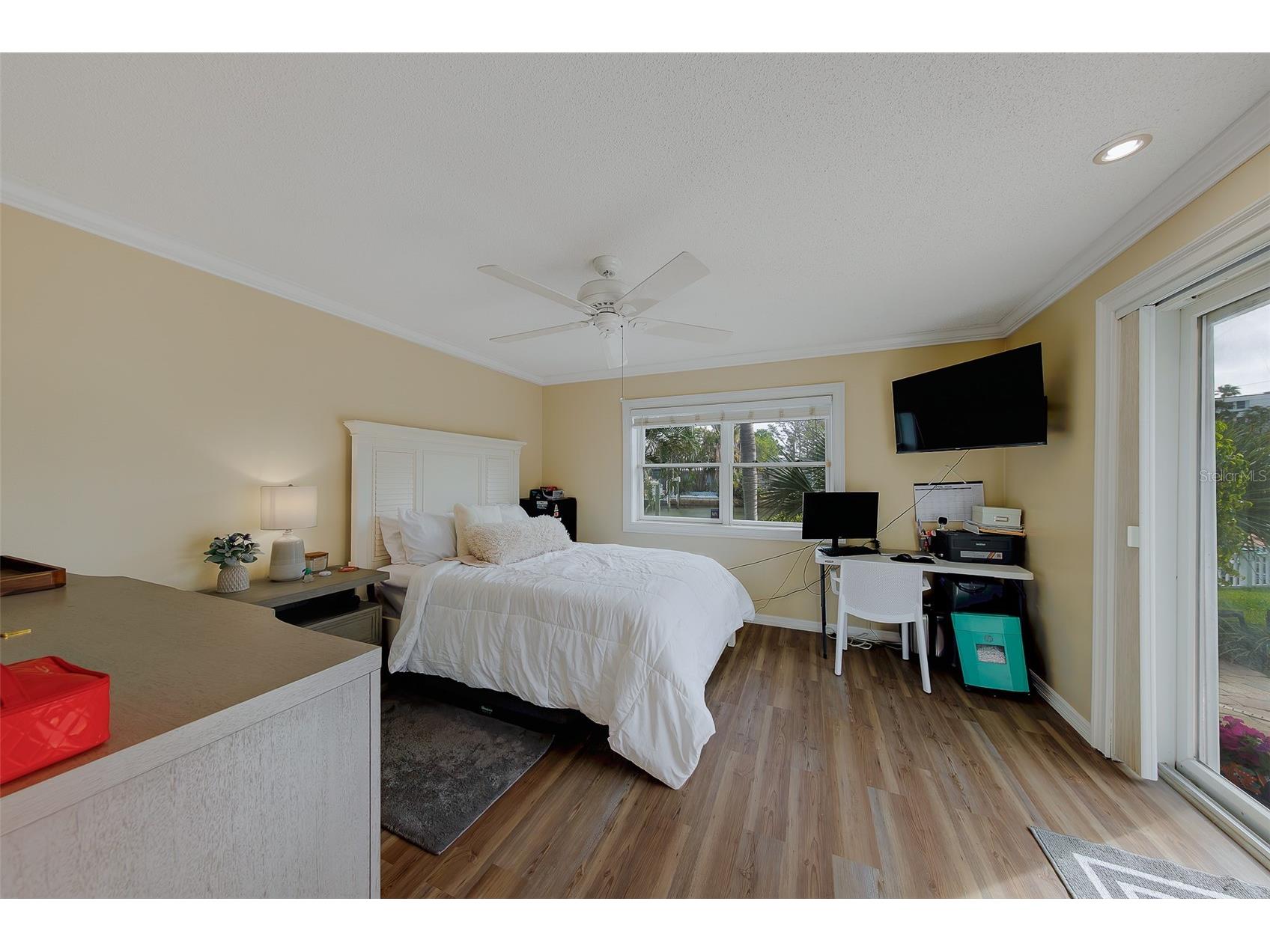 2017 Cove Drive Largo FL 33774 - MCKAY CREEK TB8490658 image24