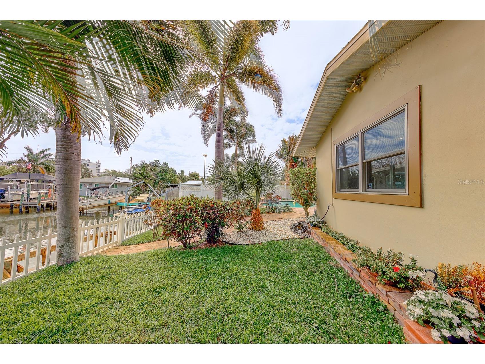 2017 Cove Drive Largo FL 33774 - MCKAY CREEK TB8490658 image41