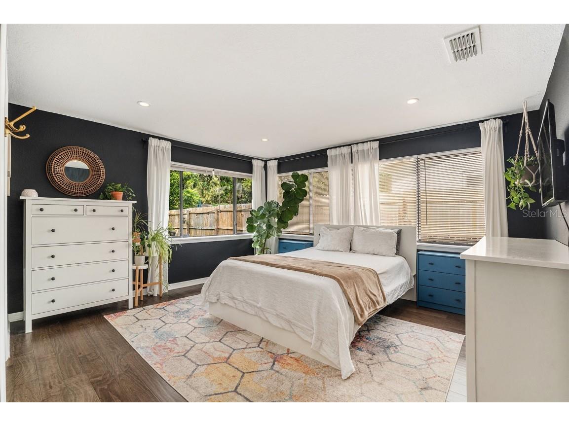 2017 E Henry Avenue Tampa FL 33610 TB8430296 image10