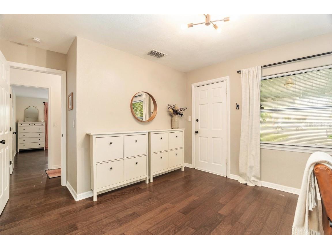 2017 E Henry Avenue Tampa FL 33610 TB8430296 image17