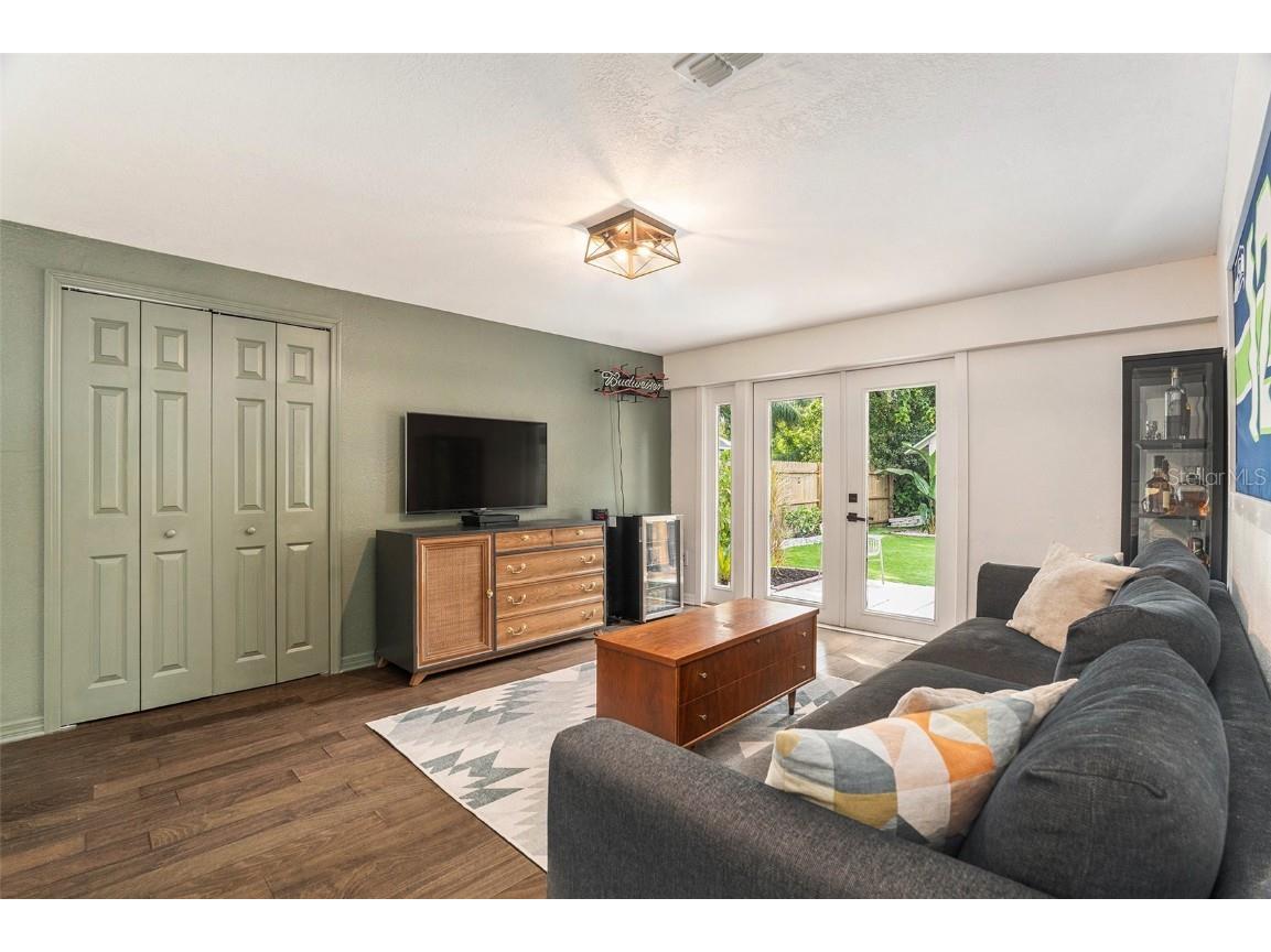 2017 E Henry Avenue Tampa FL 33610 TB8430296 image20