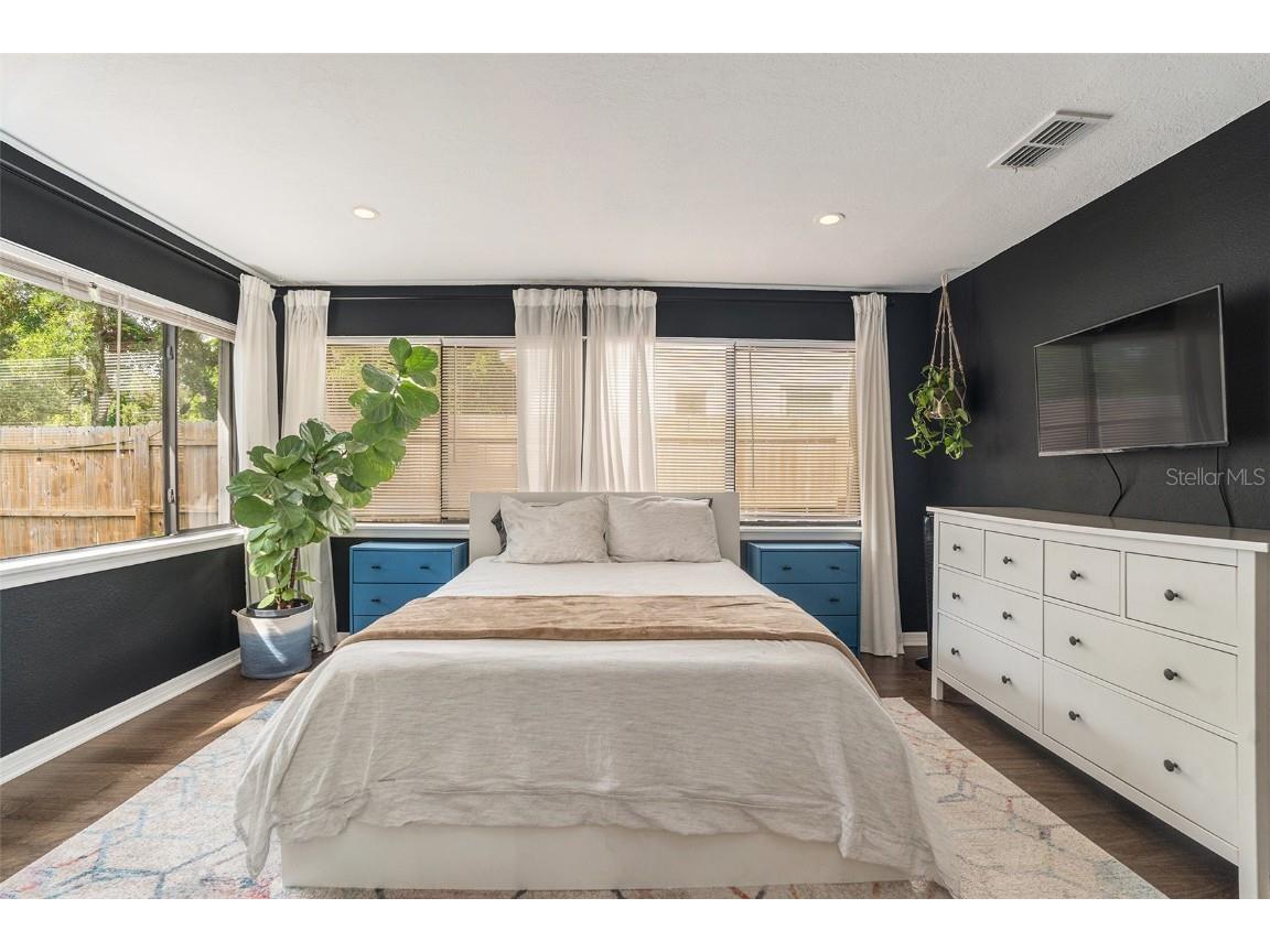 2017 E Henry Avenue Tampa FL 33610 TB8430296 image9