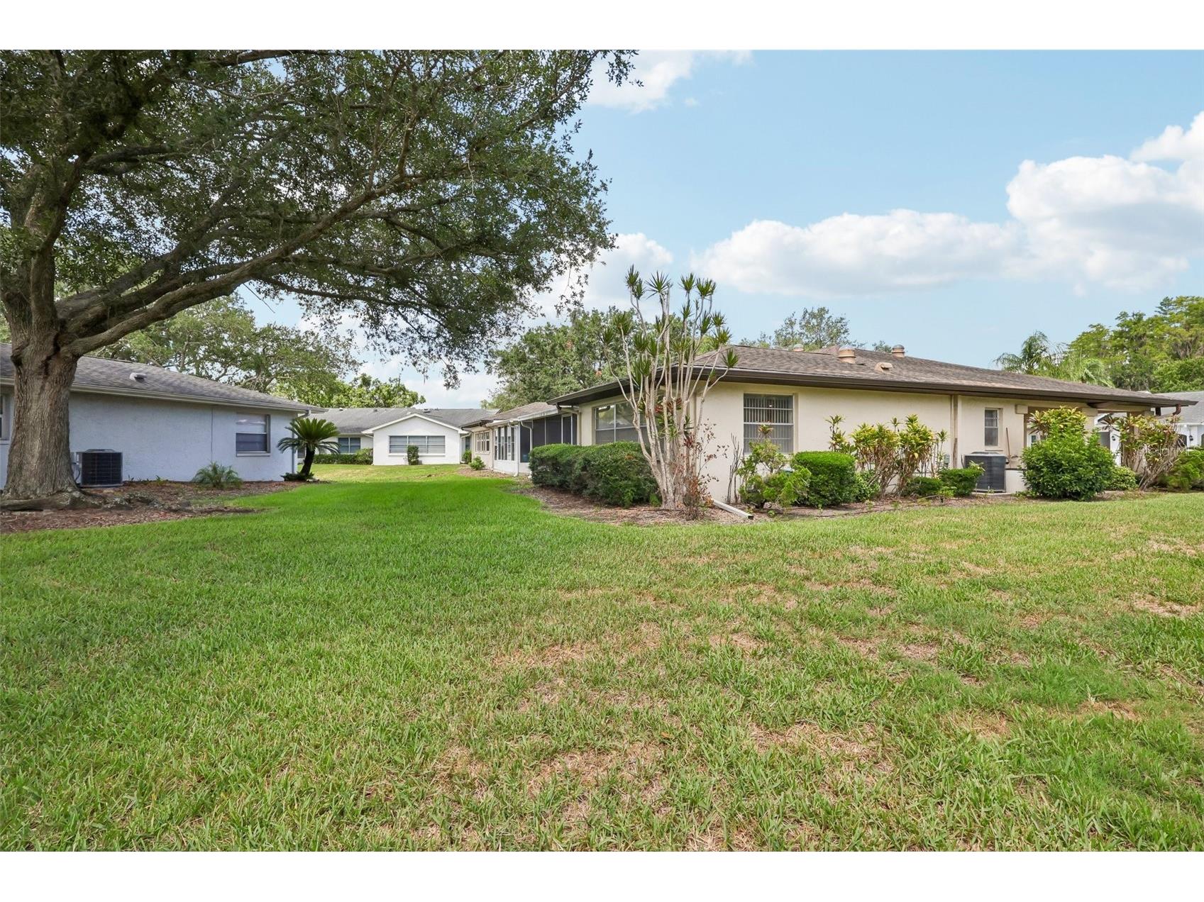 2017 Hampstead Circle Sun City Center FL 33573 TB8520282 image34