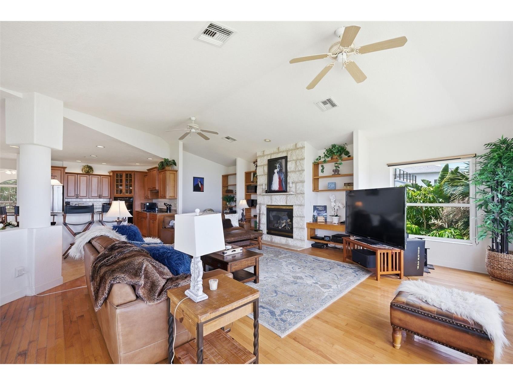 2017 Harbour Watch Circle Tarpon Springs FL 34689 W7884748 image17