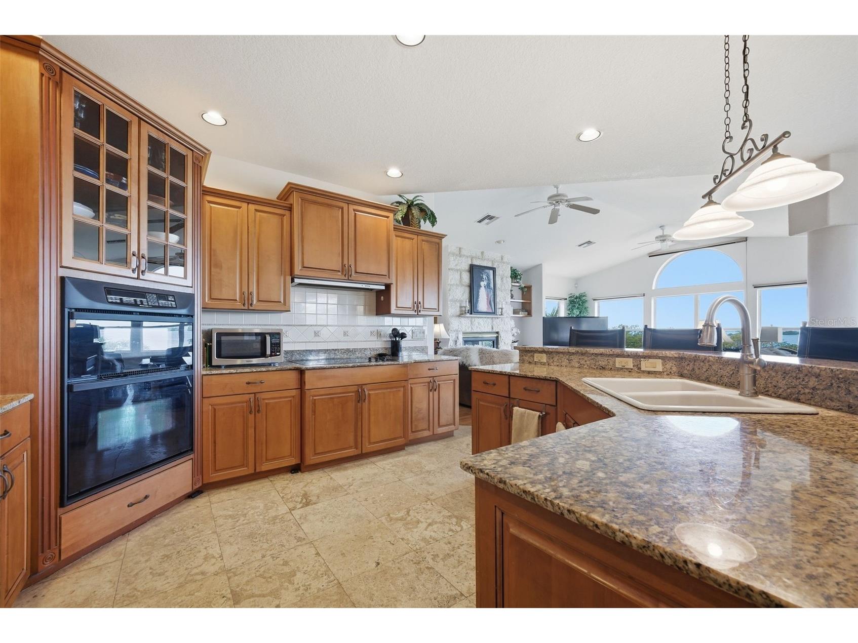 2017 Harbour Watch Circle Tarpon Springs FL 34689 W7884748 image19