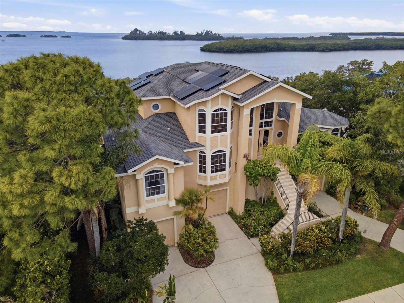 2017 Harbour Watch Circle Tarpon Springs FL 34689 W7884748 image2