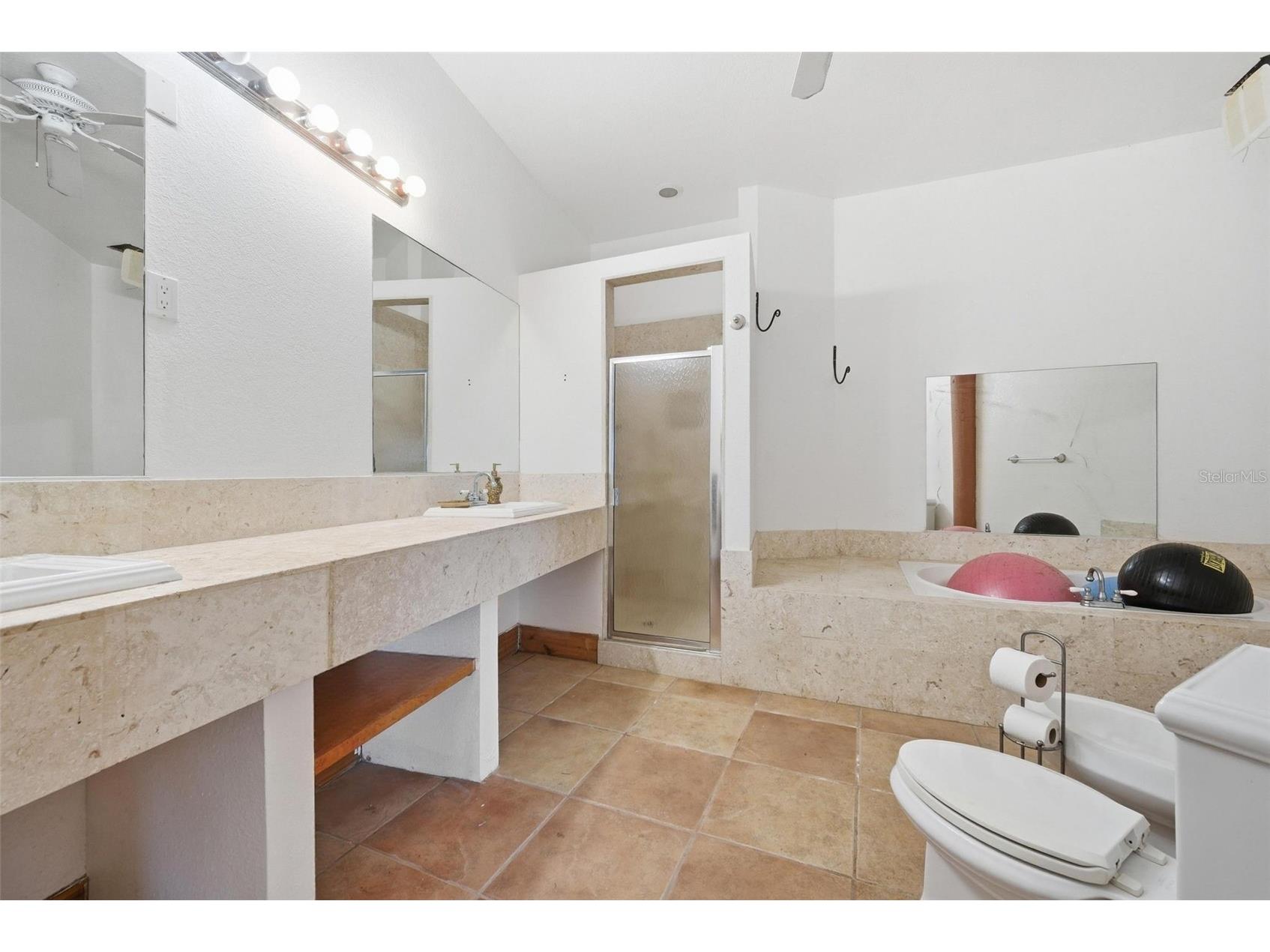 2017 Harbour Watch Circle Tarpon Springs FL 34689 W7884748 image55