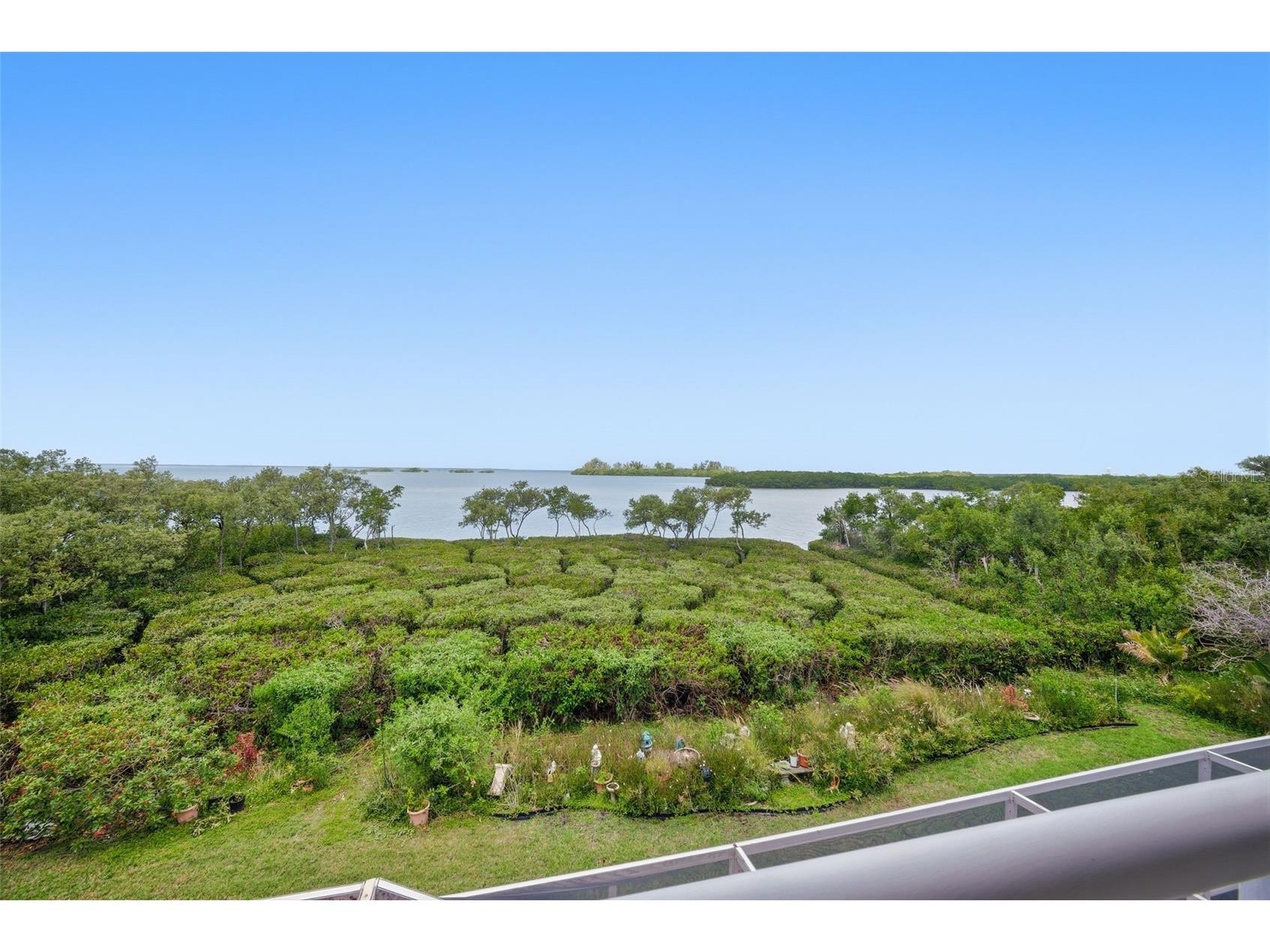 2017 Harbour Watch Circle Tarpon Springs FL 34689 W7884748 image69