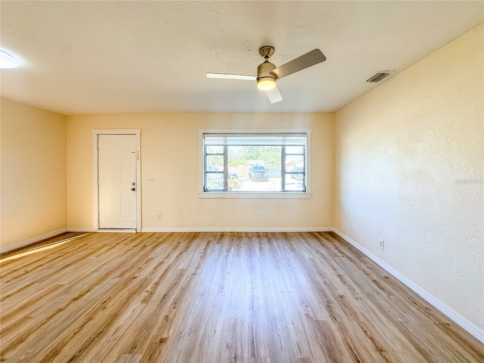 2017 Hemlock Street Tampa FL 33605 TB8459468 image3