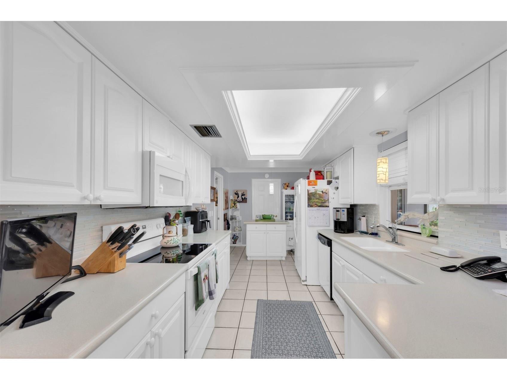 2017 Kamensky Road Clearwater FL 33763 TB8504426 image8