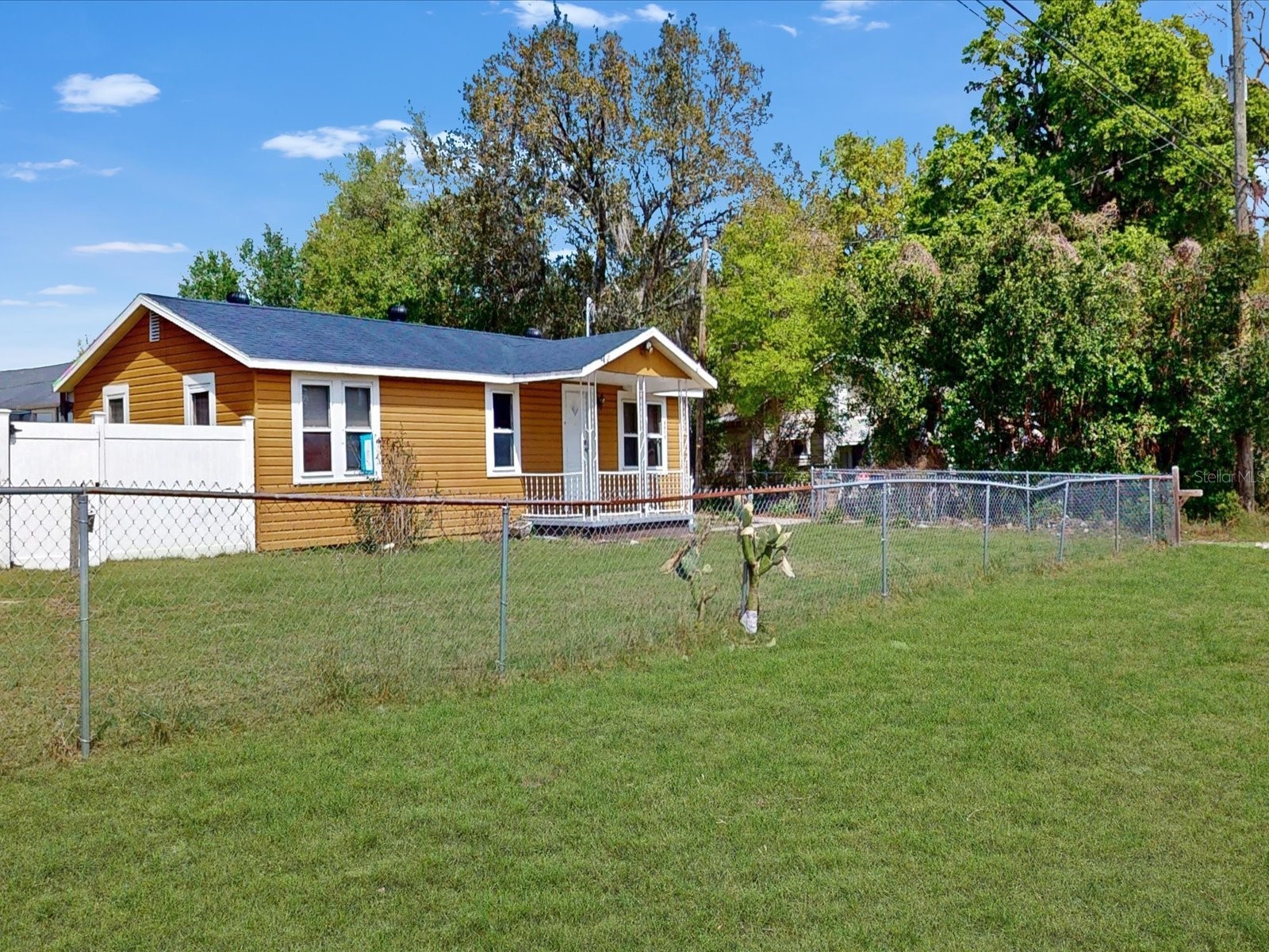 2017 Miller Boulevard Fruitland Park FL 34731 S5146285 image3