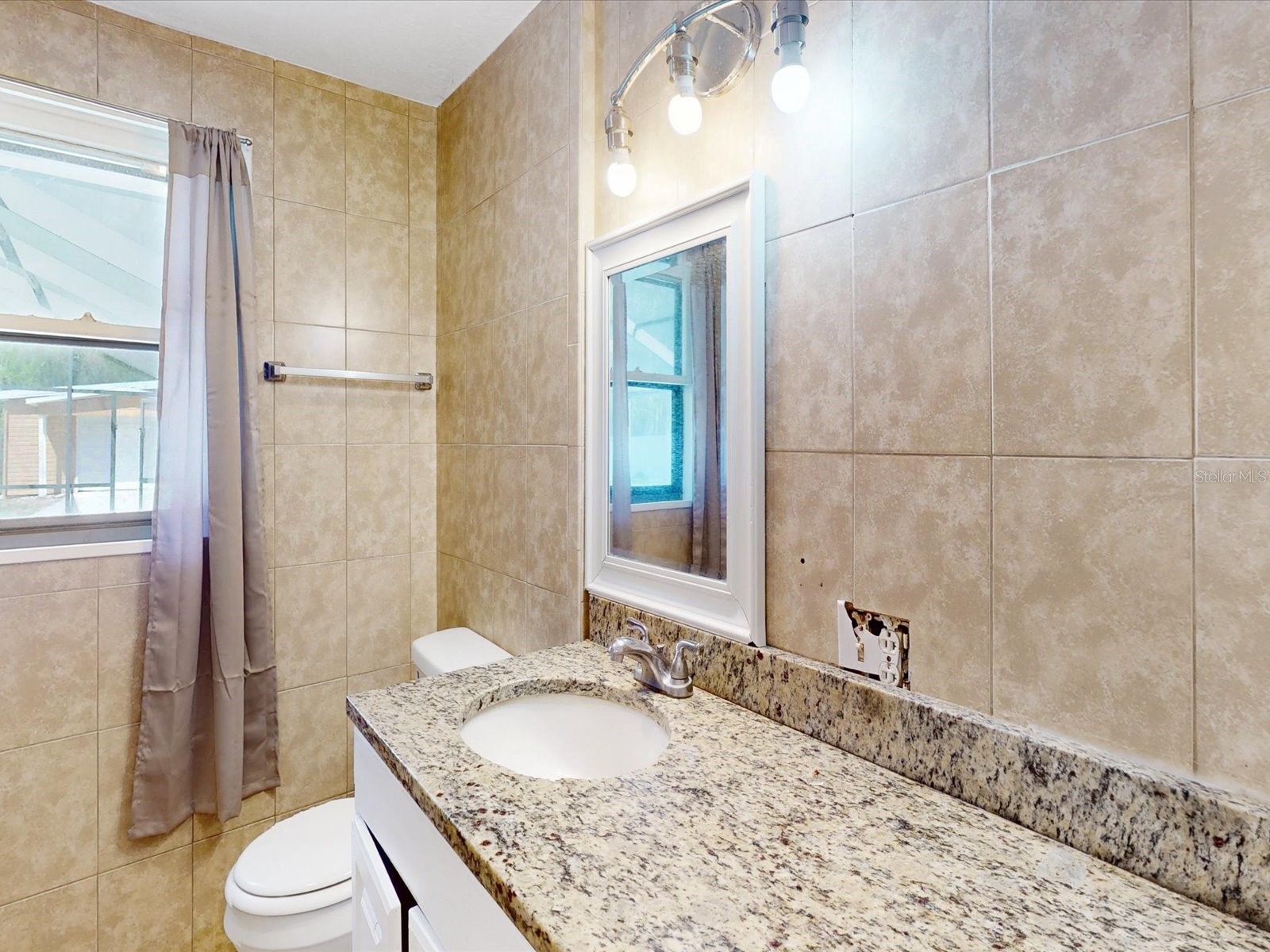 2017 Miller Boulevard Fruitland Park FL 34731 S5146285 image9