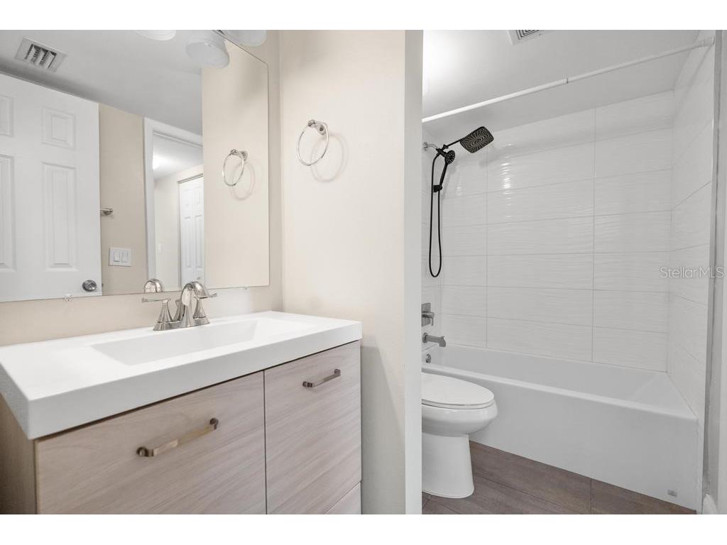 2017 Skimmer Court W #416 Clearwater FL 33762 TB8370259 image22