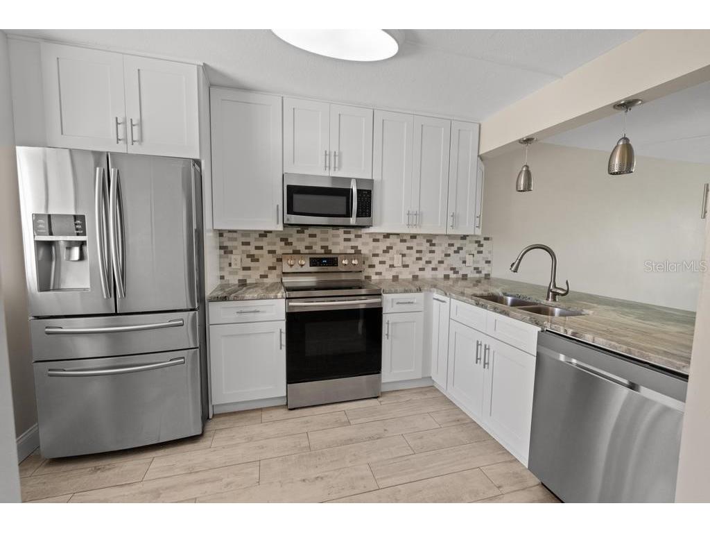 2017 Skimmer Court W #416 Clearwater FL 33762 TB8370259 image5