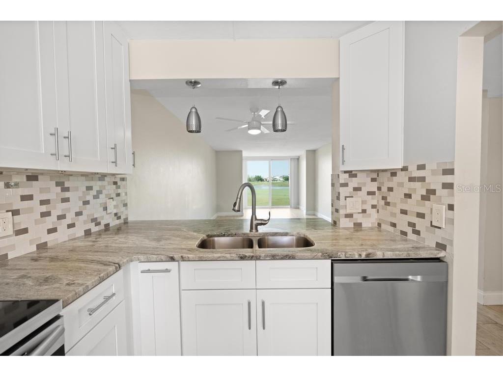 2017 Skimmer Court W #416 Clearwater FL 33762 TB8370259 image7