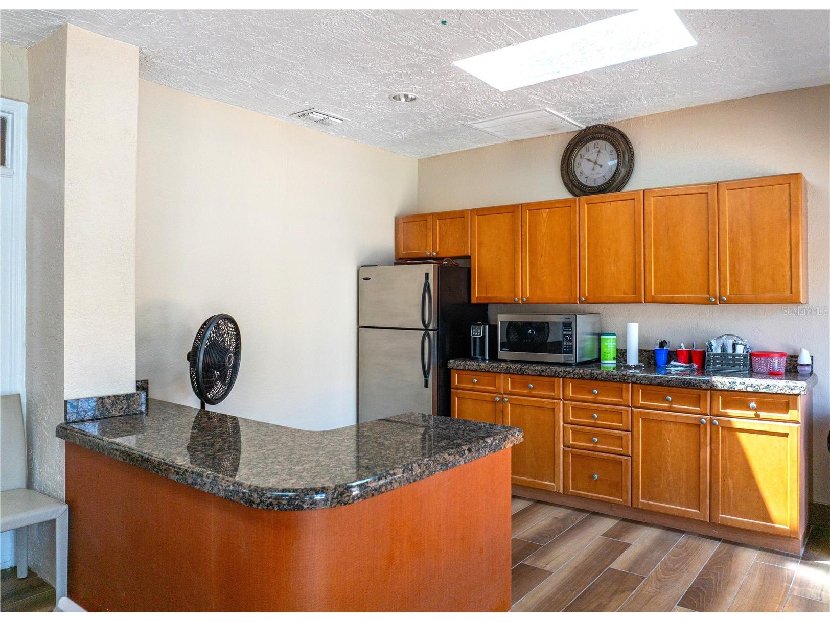 2017 Skimmer Ct W #424 Clearwater FL 33762 TB8491107 image51