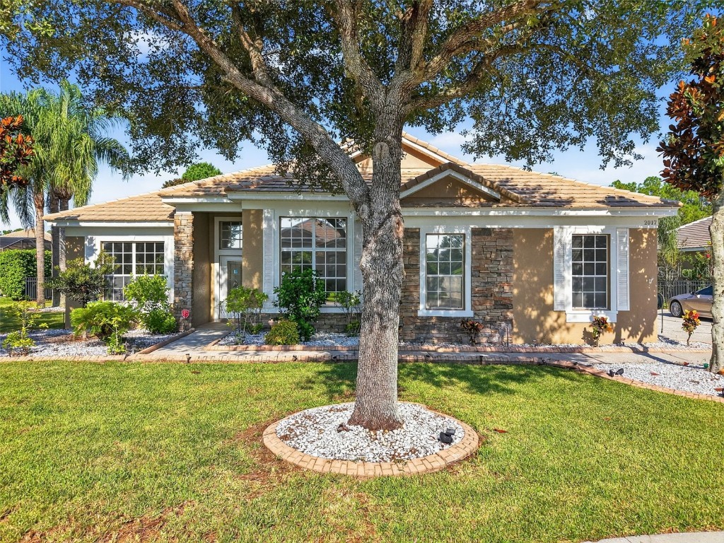 2017 Stefano Court Mount Dora FL 32757 G5101338 image1