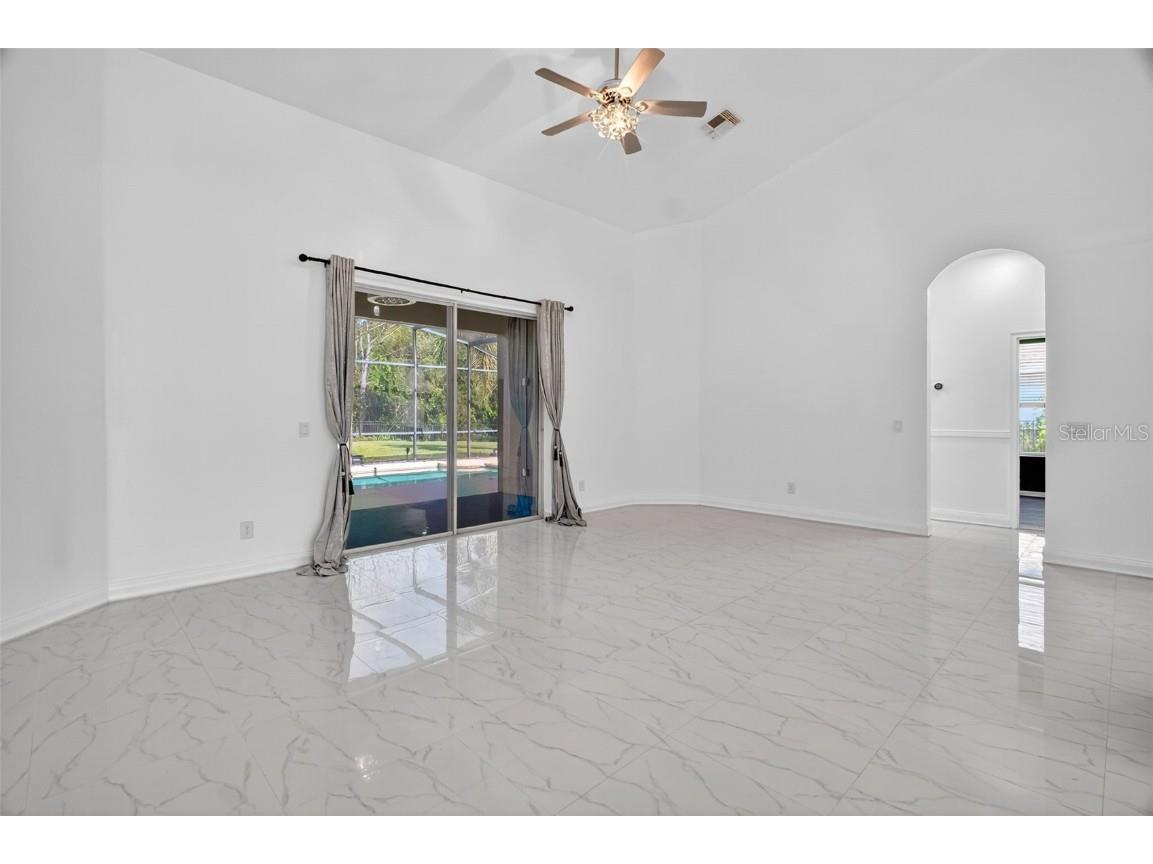 2017 Stefano Court Mount Dora FL 32757 G5101338 image11