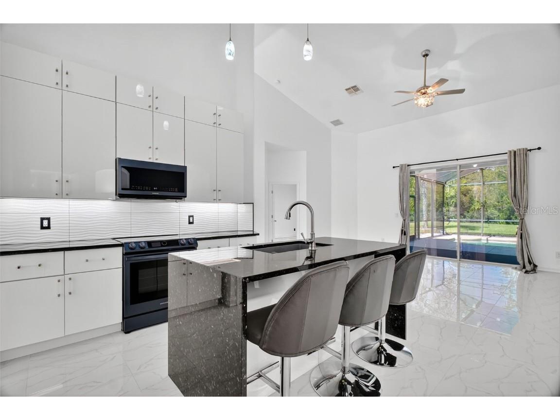 2017 Stefano Court Mount Dora FL 32757 G5101338 image18