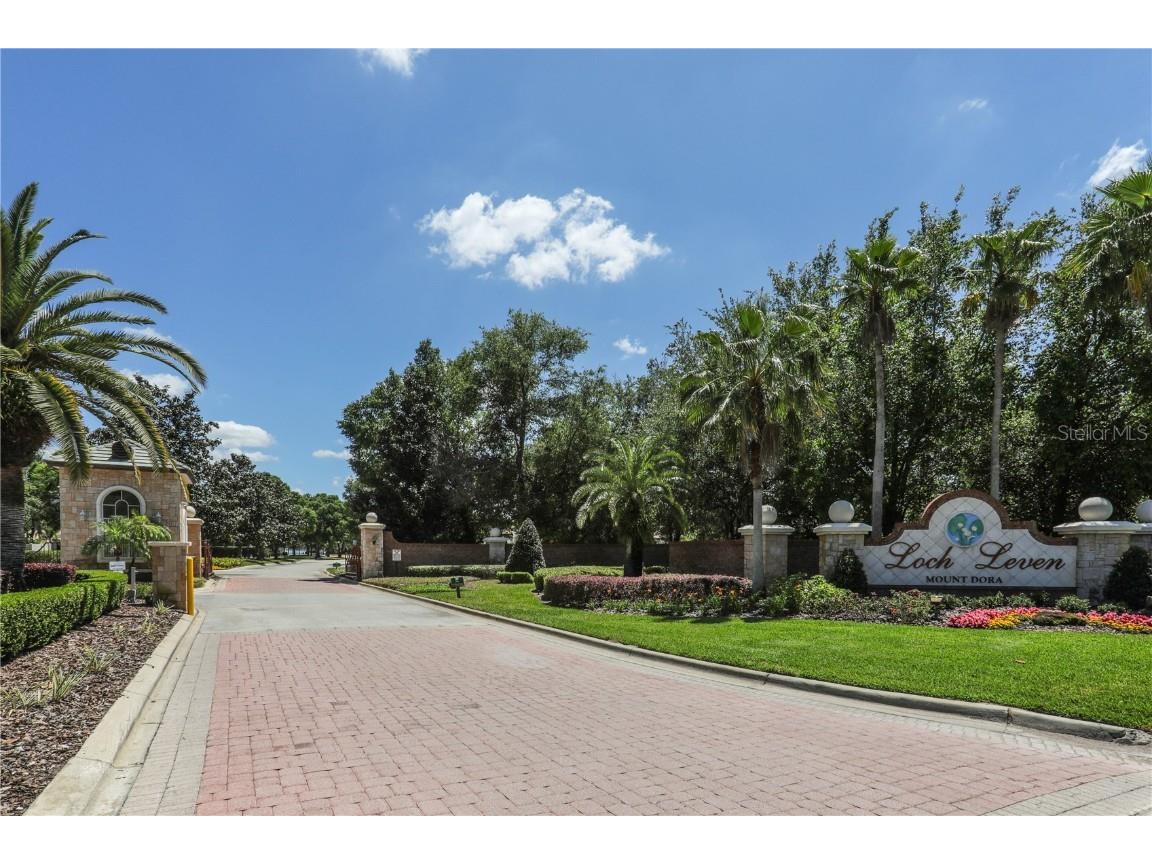 2017 Stefano Court Mount Dora FL 32757 G5101338 image3