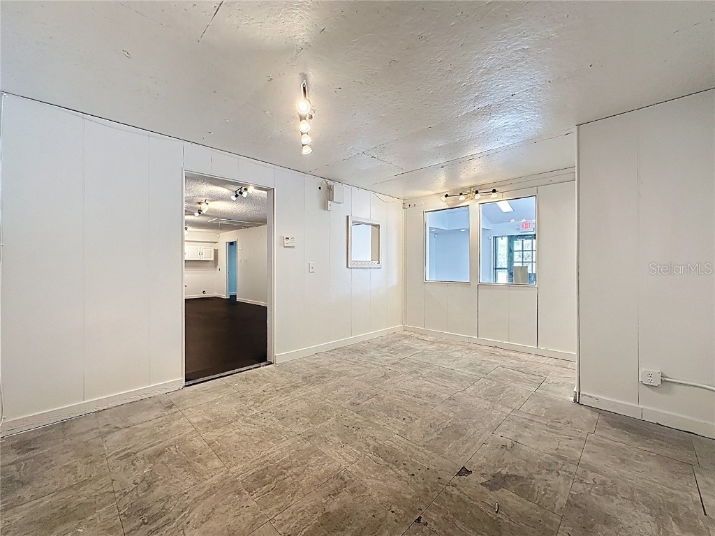 2017 W Main Street Leesburg FL 34748 S5125792 image17