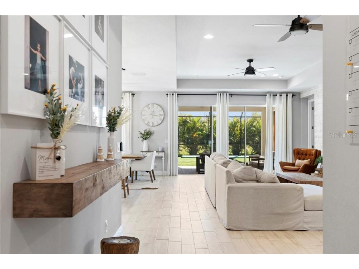 2017 Woodleaf Hammock Court Bradenton FL 34211 A4673887 image13