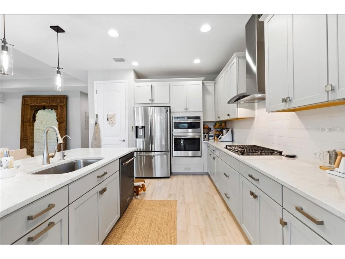 2017 Woodleaf Hammock Court Bradenton FL 34211 A4673887 image17